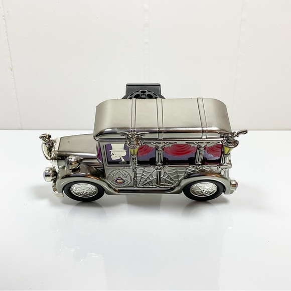 NEW Halloween 2024 HEARSE Projector Wallflower Plug-In Bath & Body Works - Picture 2 of 4